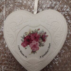 Ceramic Jennifer Sandifer Fragrance Diffuser LOVE BLOOMS IN A GRANDMA'S HEART